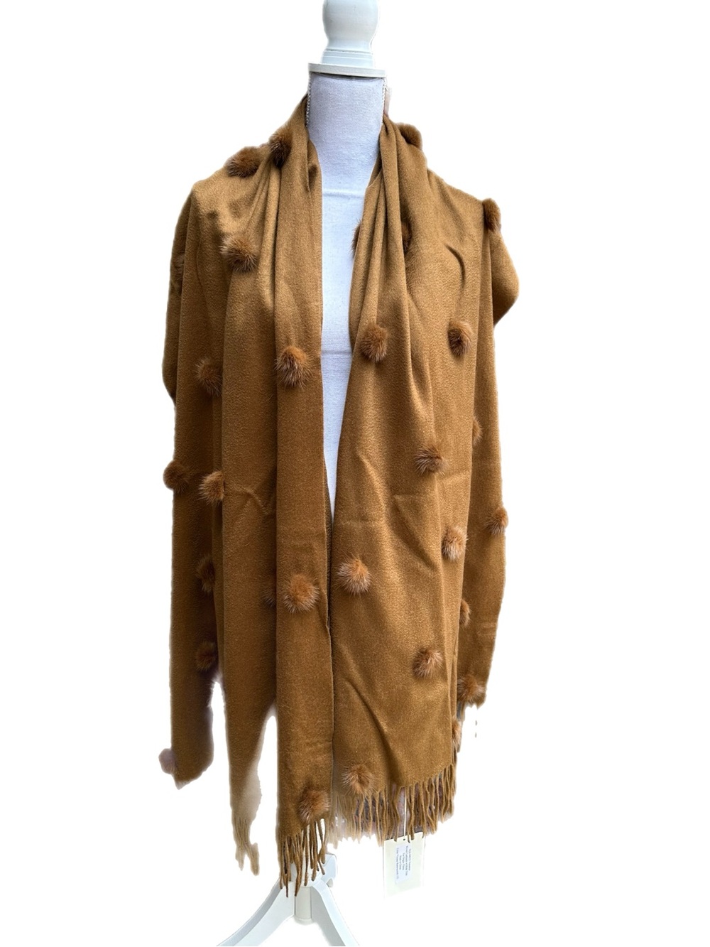 NWT Cassin Cashmere and Mink Butterscotch Brown Fringe Scarf